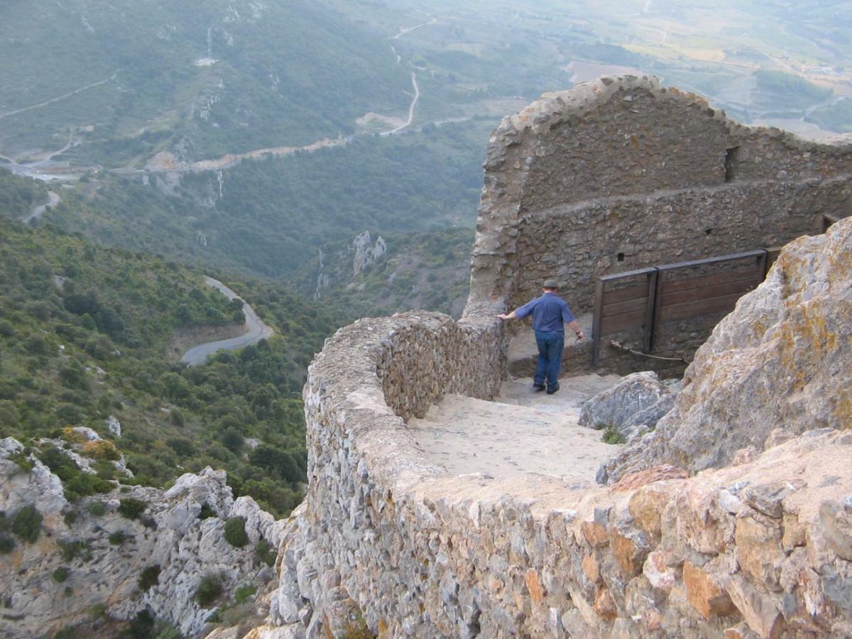 Maison De La Fontaine Embres-et-Castelmaure Esterno foto